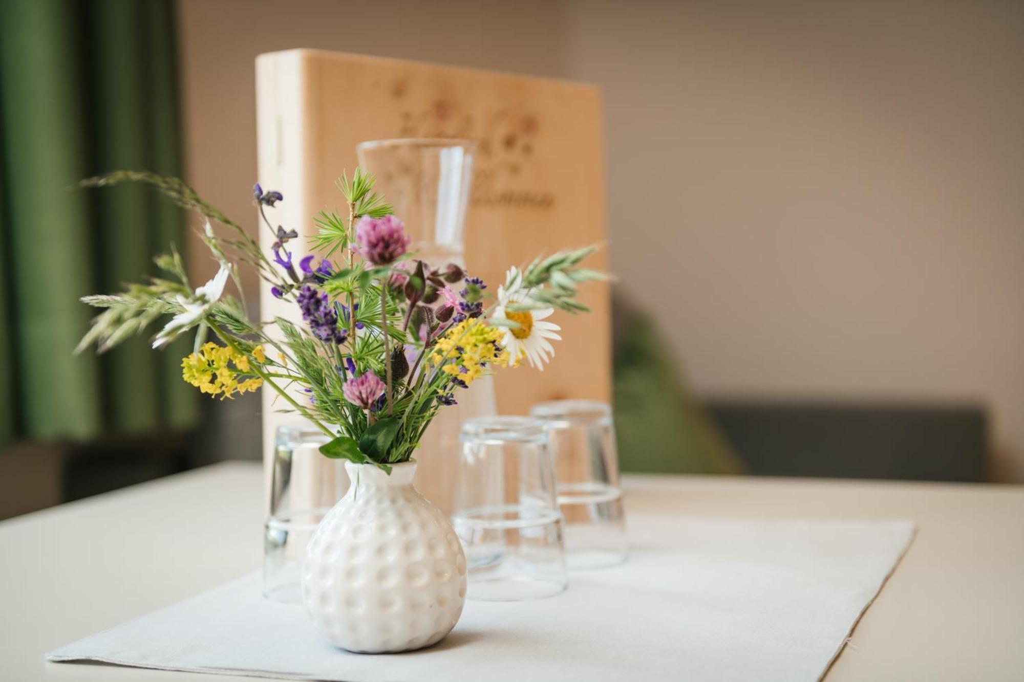 Edenhauserhof Neu Gotzens 外观 照片